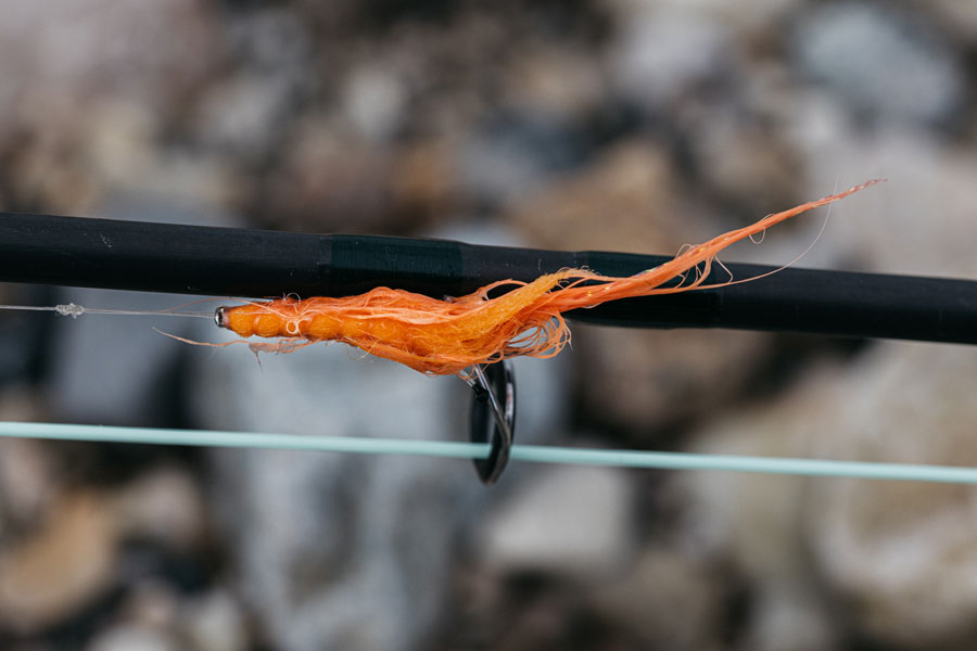 Oranssi katkaperho on ollut lyömätön ottipeli meritaimenen rantakalastukseen.